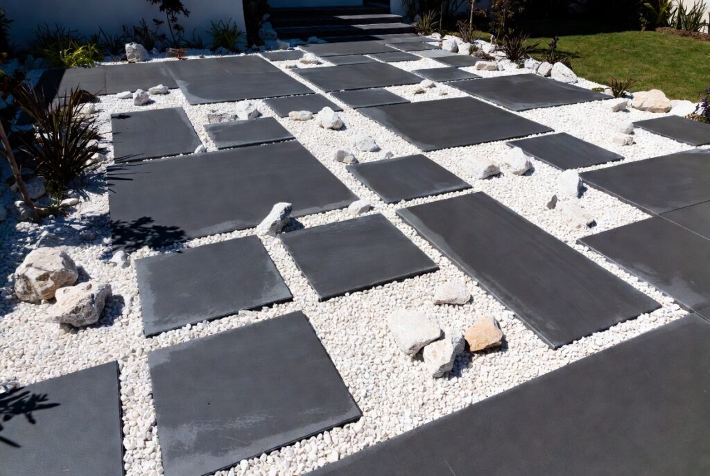 8. Mix White Rocks with Dark Pavers